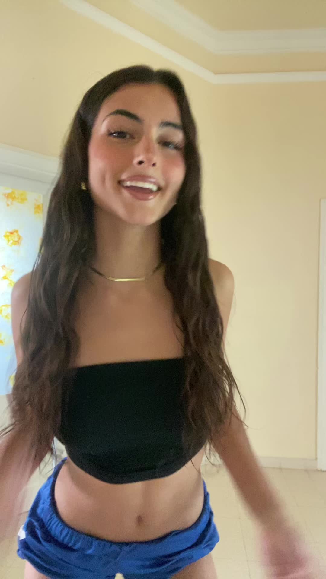 @aleee