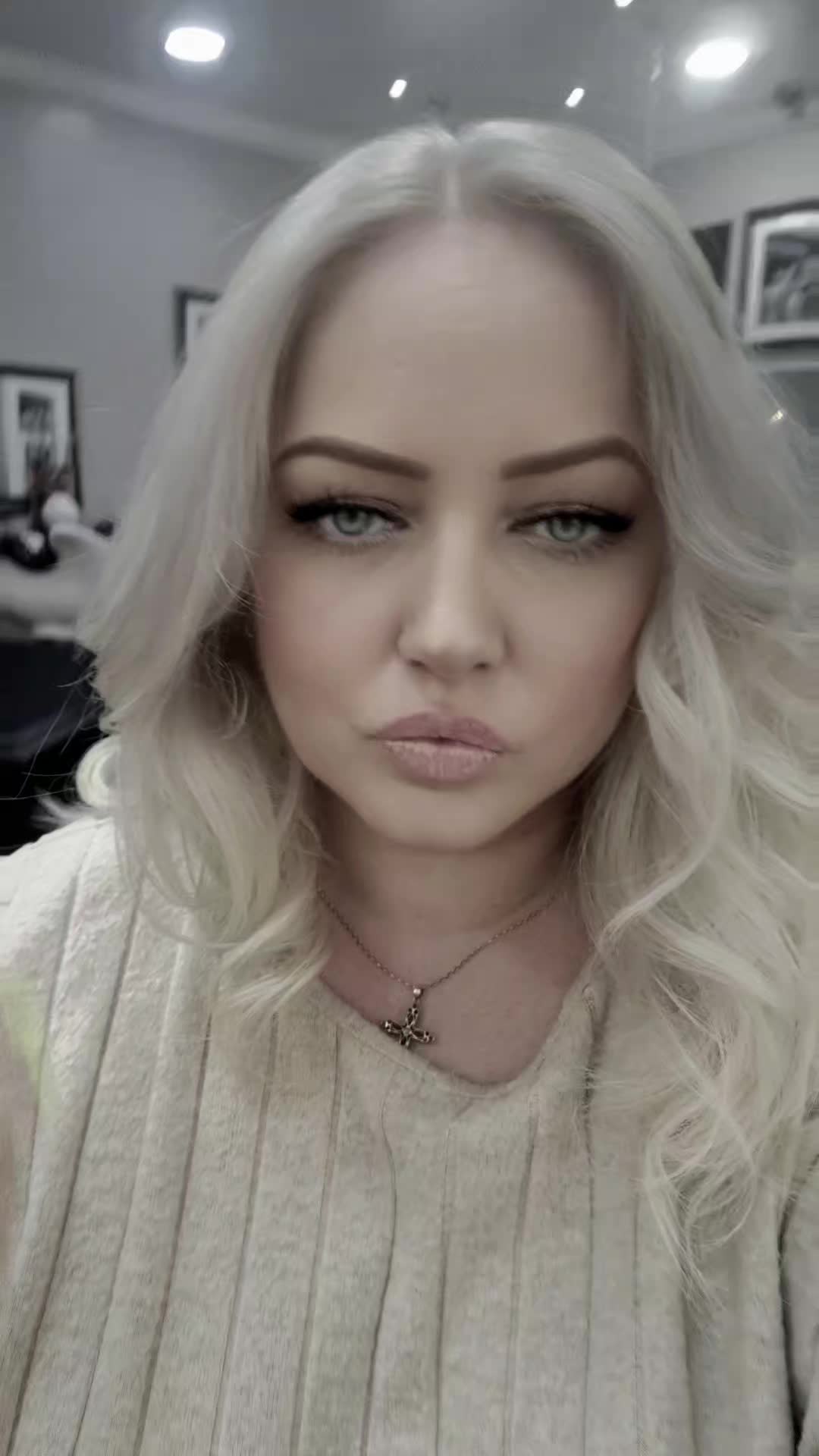 @Aurora888
