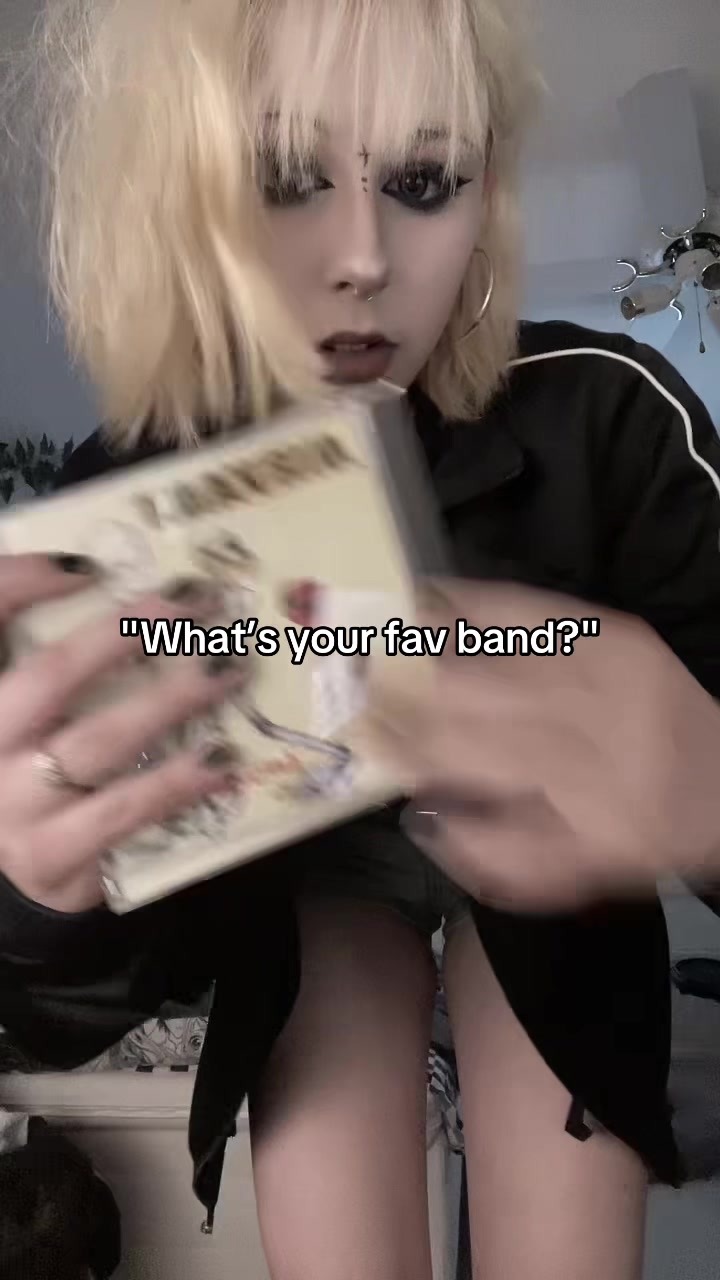 @Fuzzkin🪽💿👾