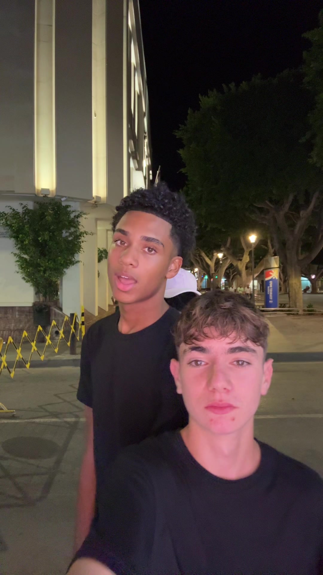 @nhamix