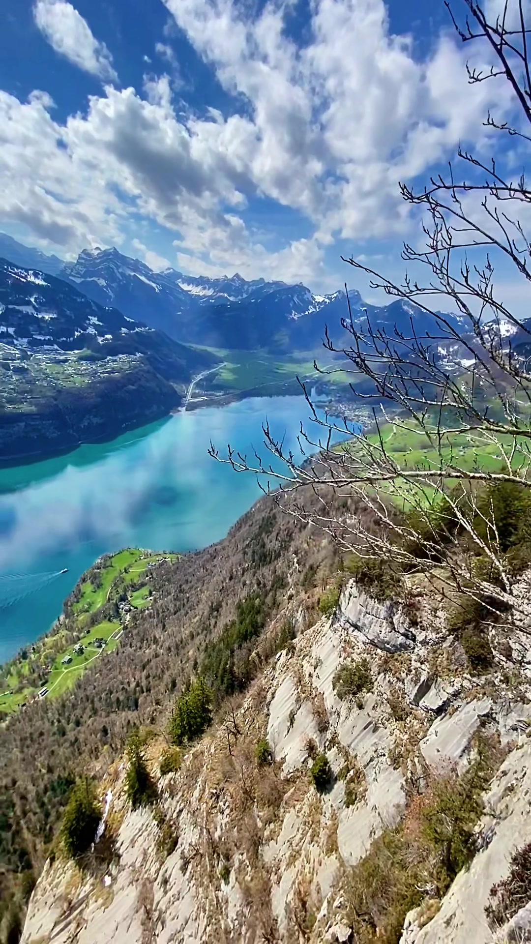 @Ivi Swiss 🇨🇭Czech 🇨🇿