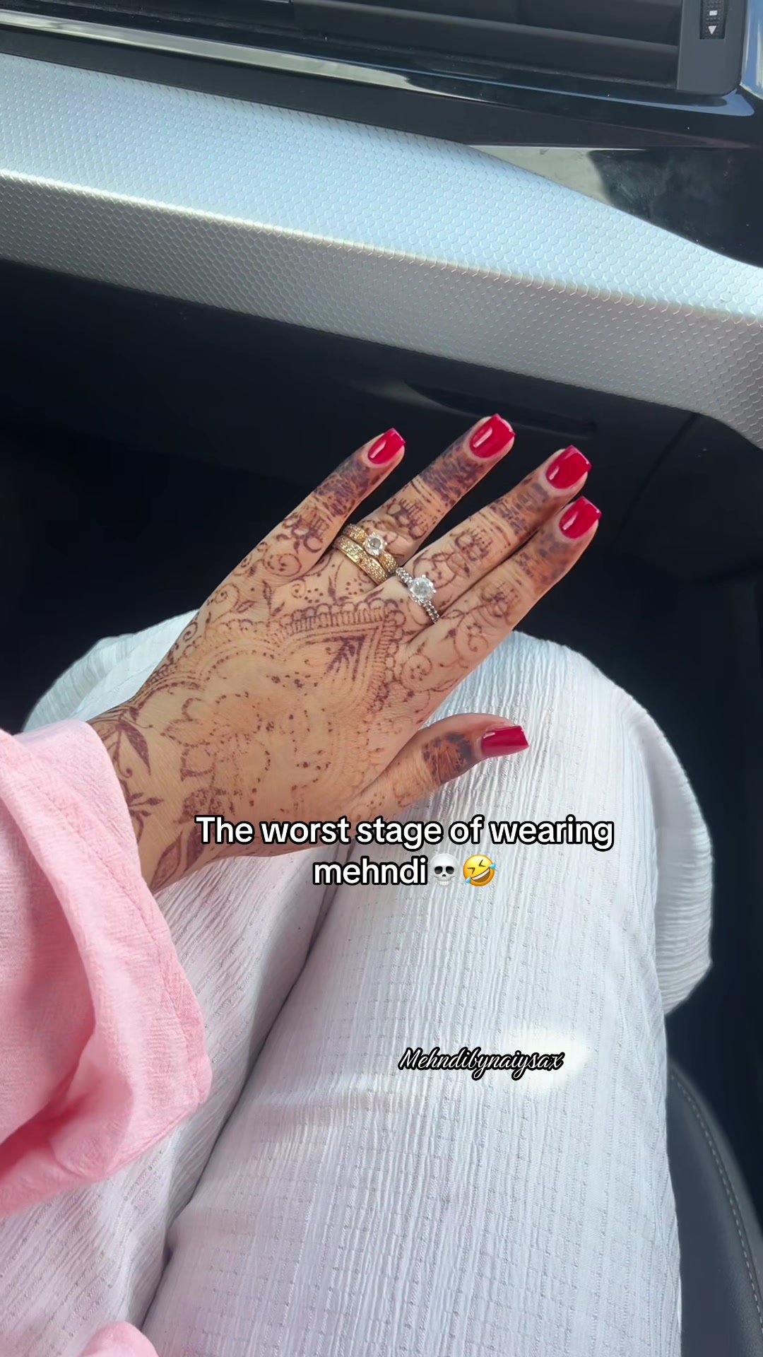 @MehndibyNaiysa🖤