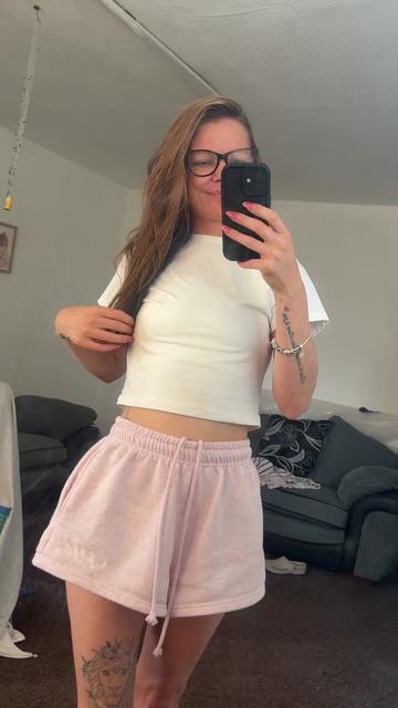 @justmekayleigh