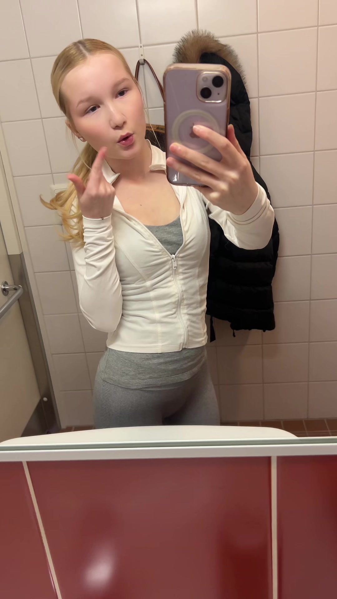 @tuulisofiaqqq