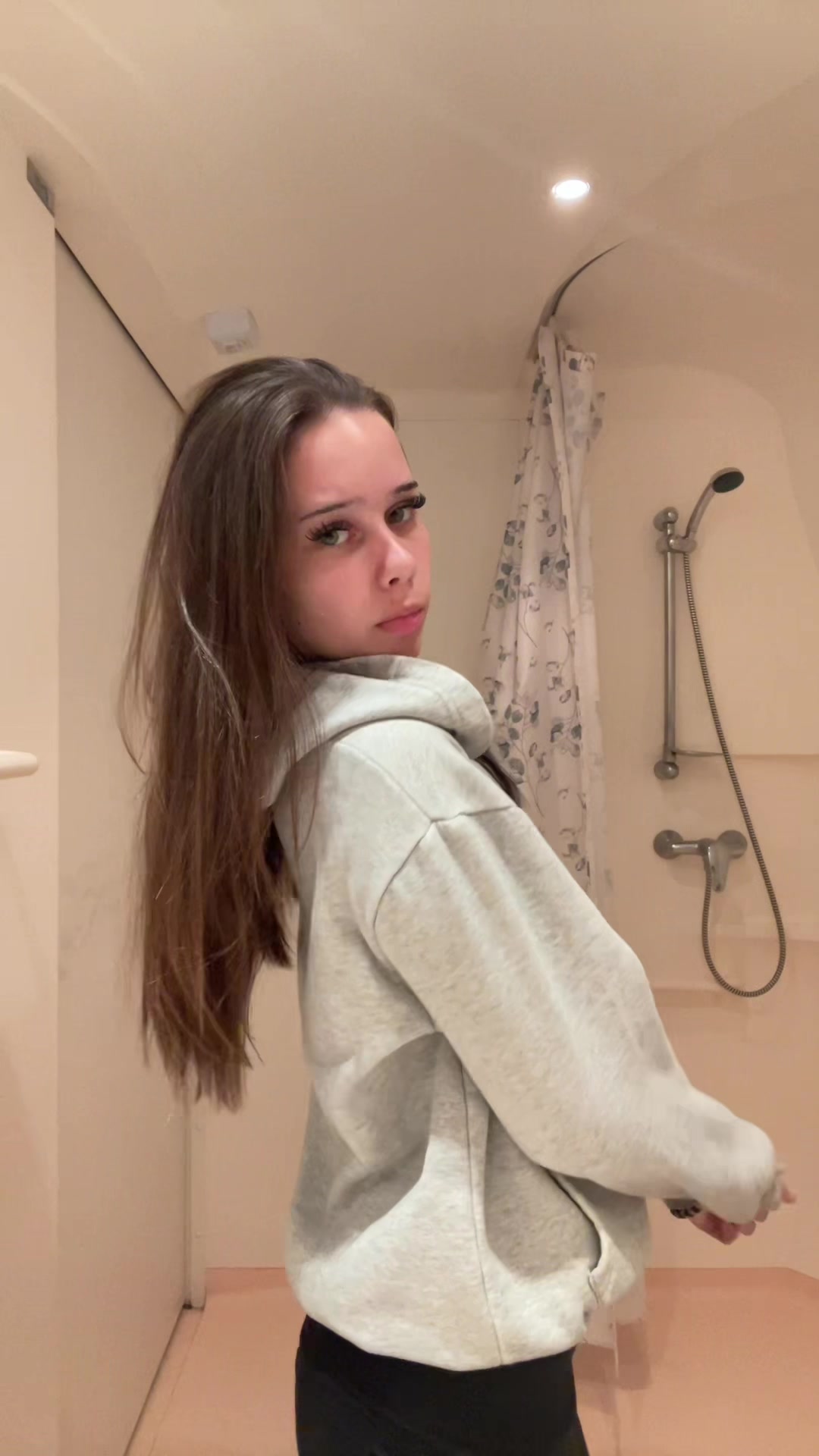@MADELEINE NYG&Aring;RD🪽