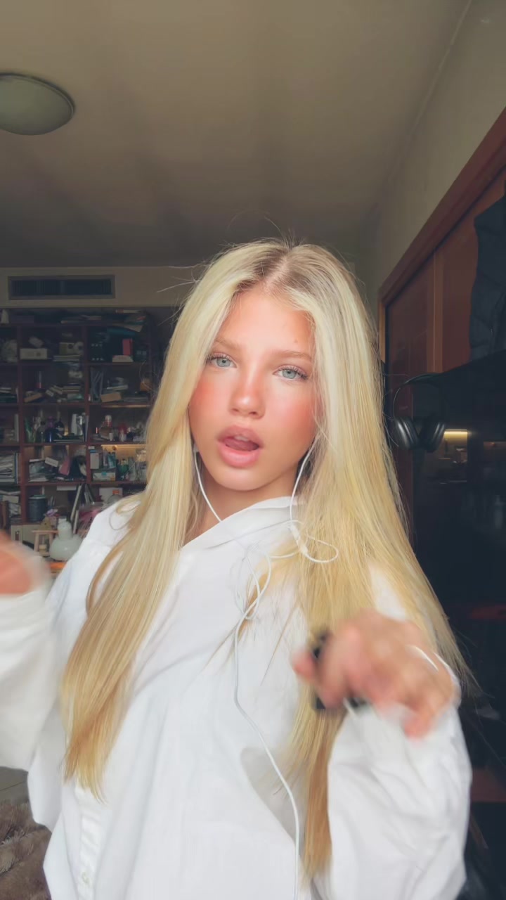 @vi