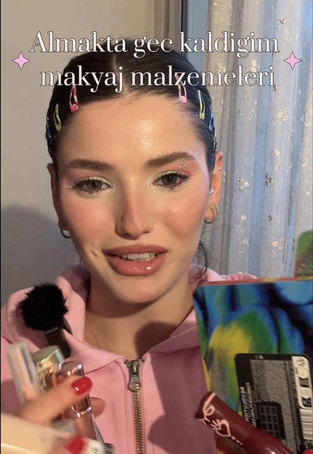 @Özge Akgül