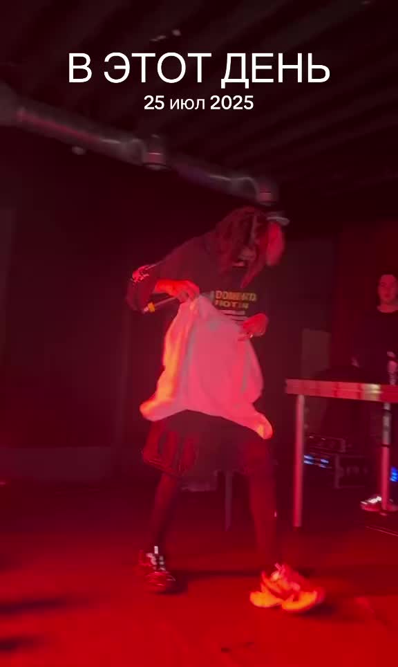 @...