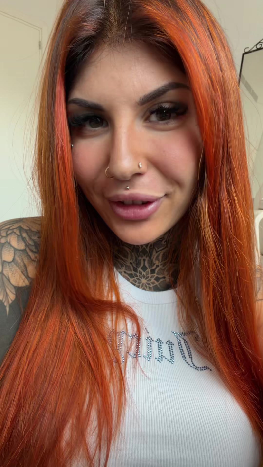 @lindamonika