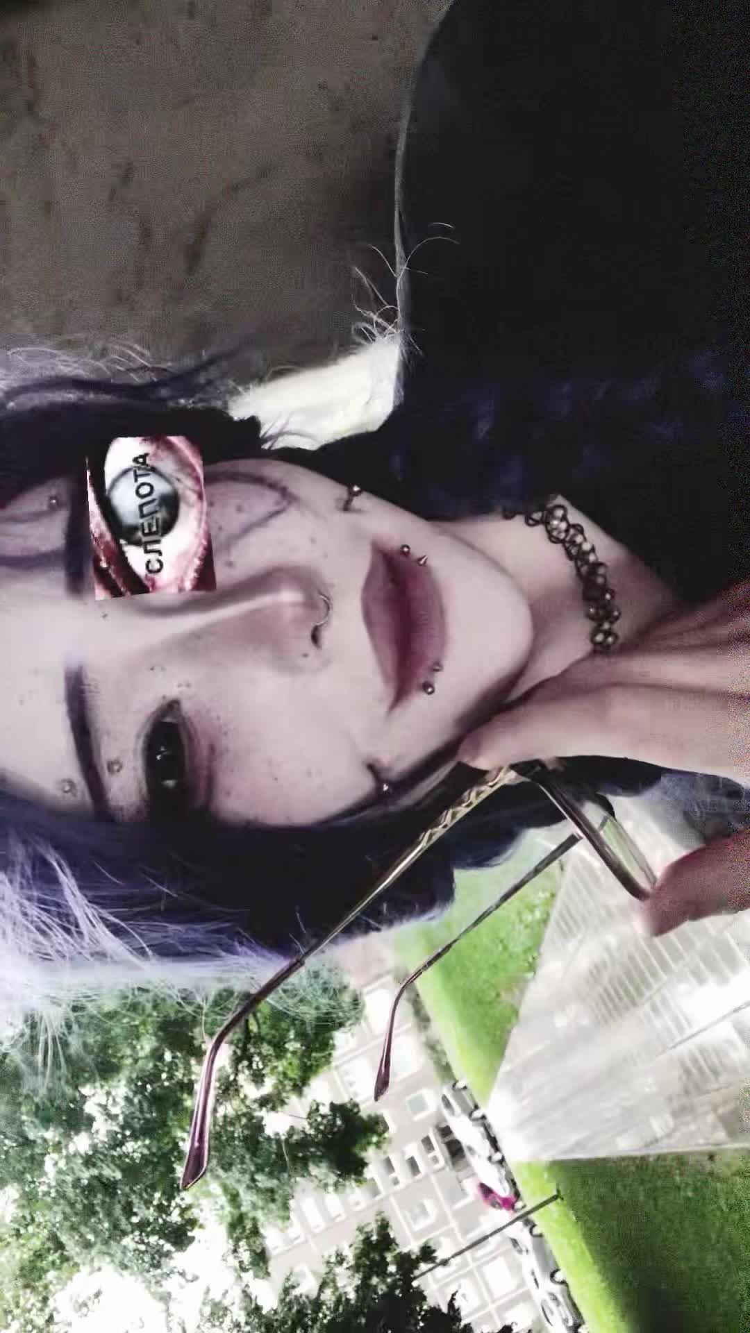@...