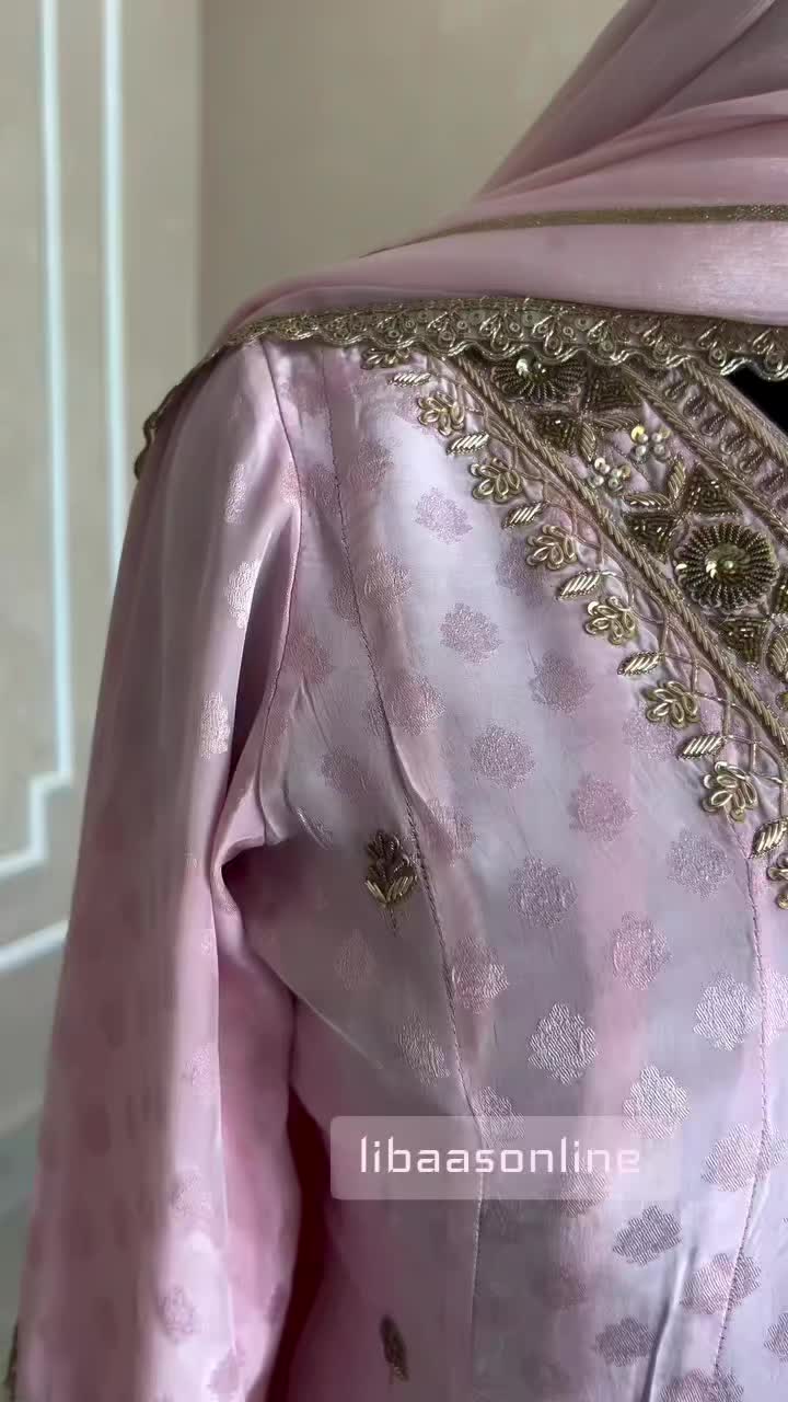 @ਲਿਬਾਸ by ਕੌਰ