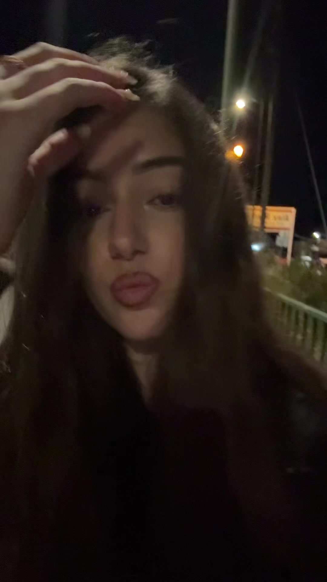@user9371477253