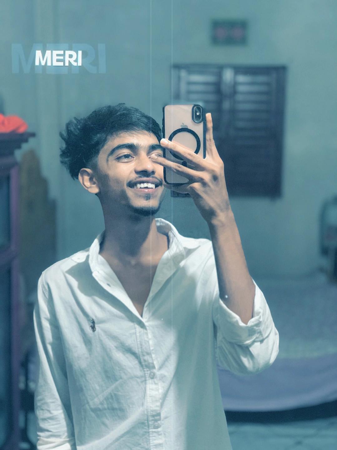 @𝐻𝑖𝑠 𝐻𝑒𝑟𝑜~😎💓