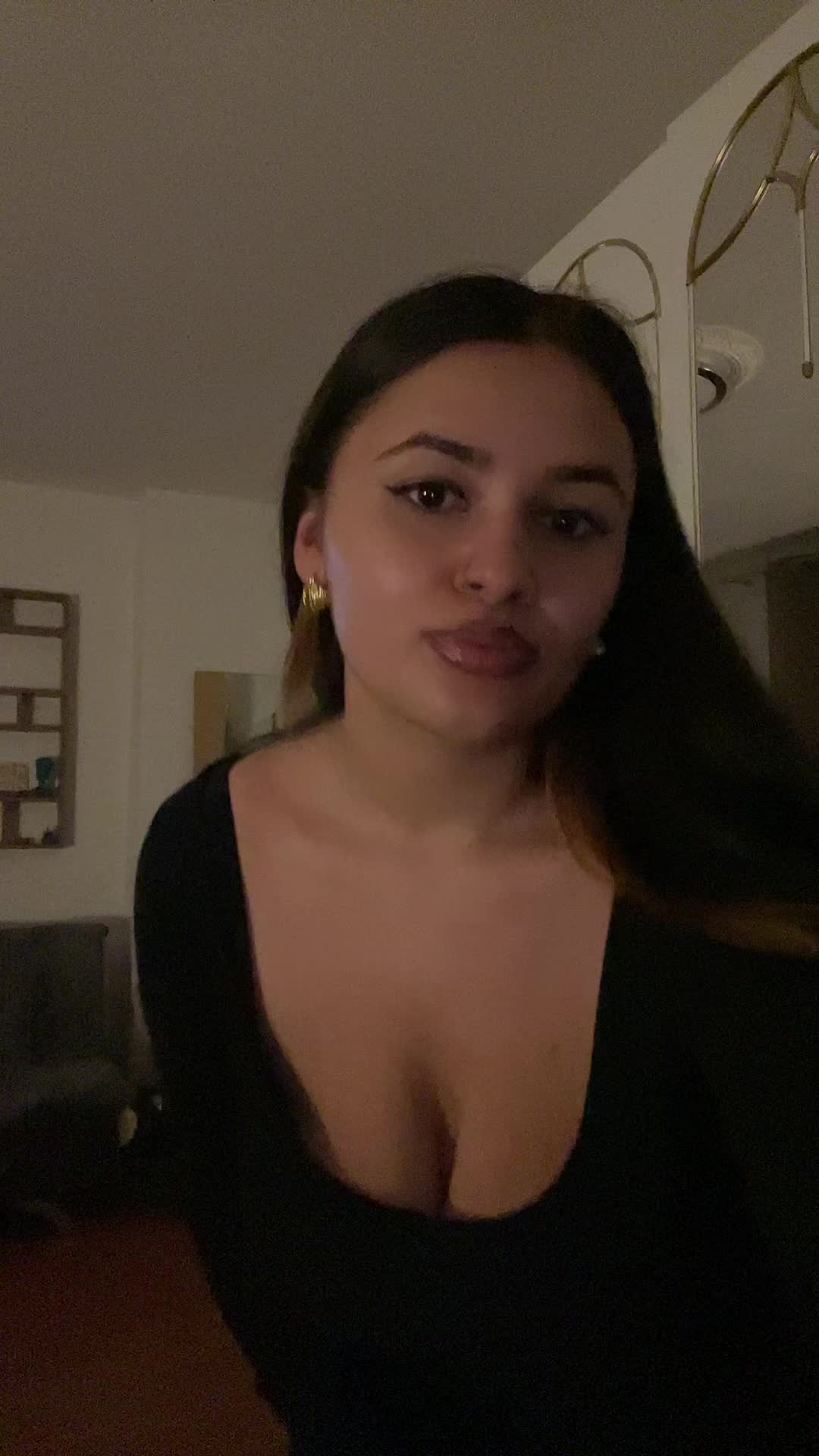 @𝗛𝗘𝗟𝗘𝗡𝗚𝗚𝗚&reg;️🎶🎤🎵
