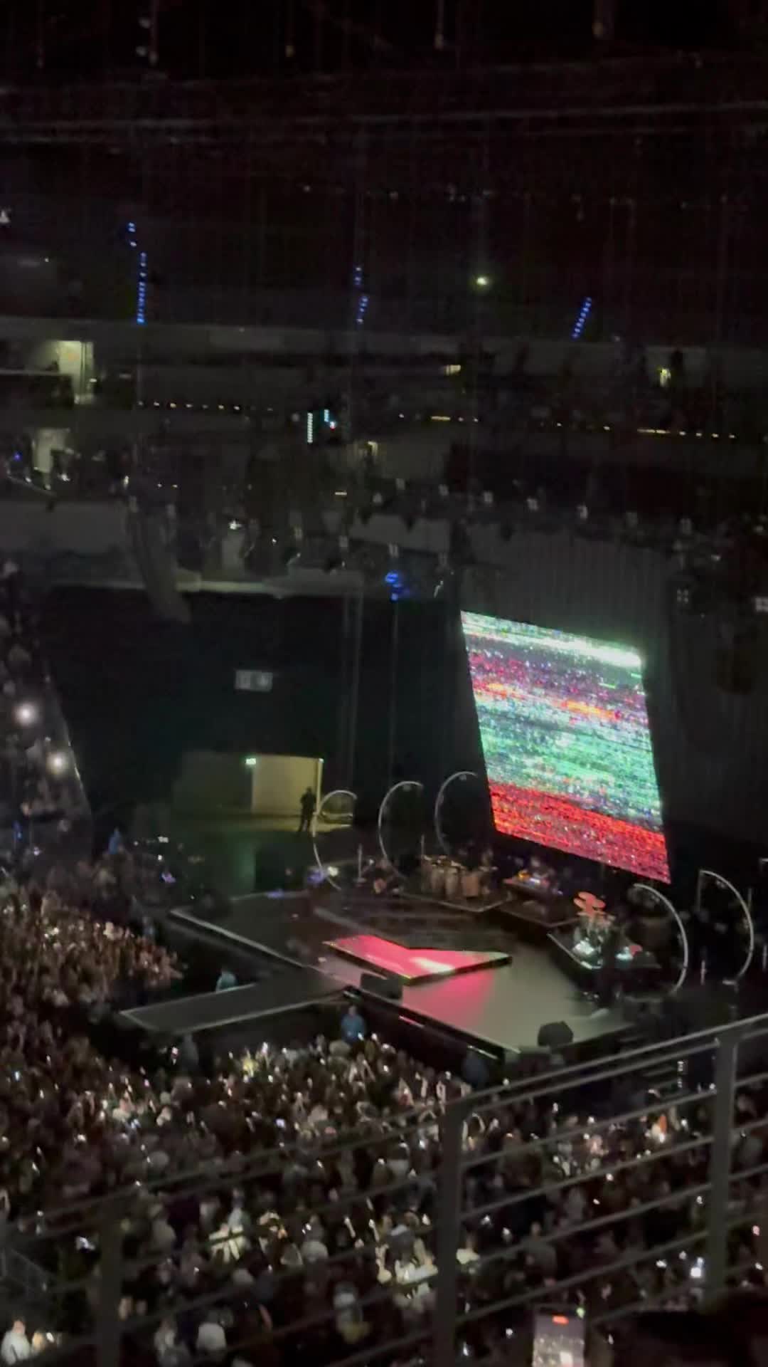 @L i s a