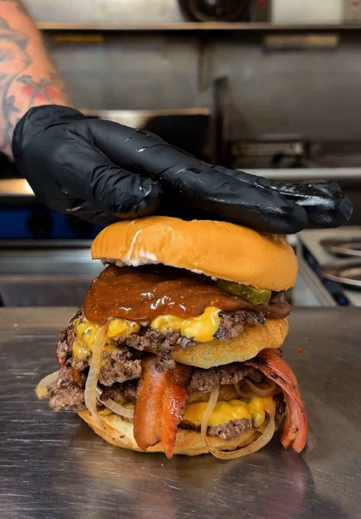 @Boysterous Burgers