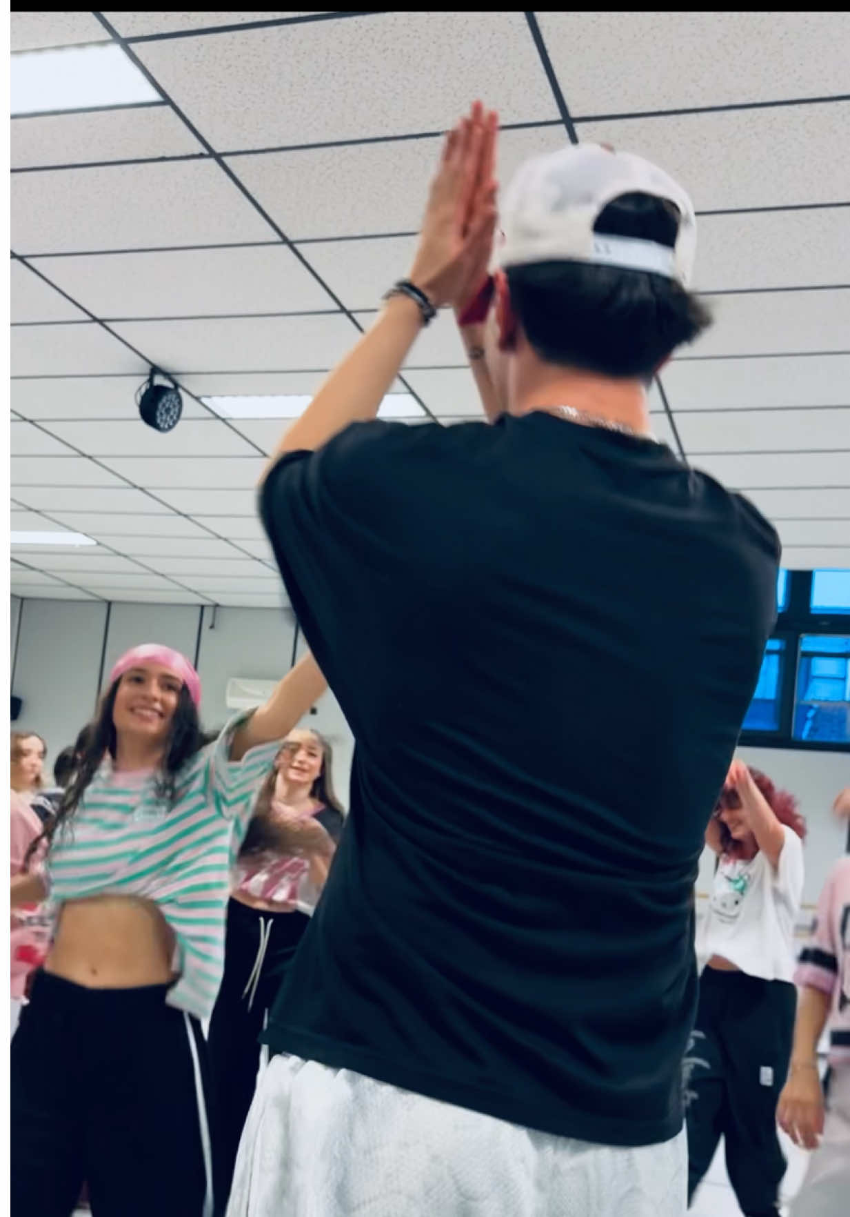 @𝑠𝑎𝑟𝑒𝑡𝑡𝑎 💫
