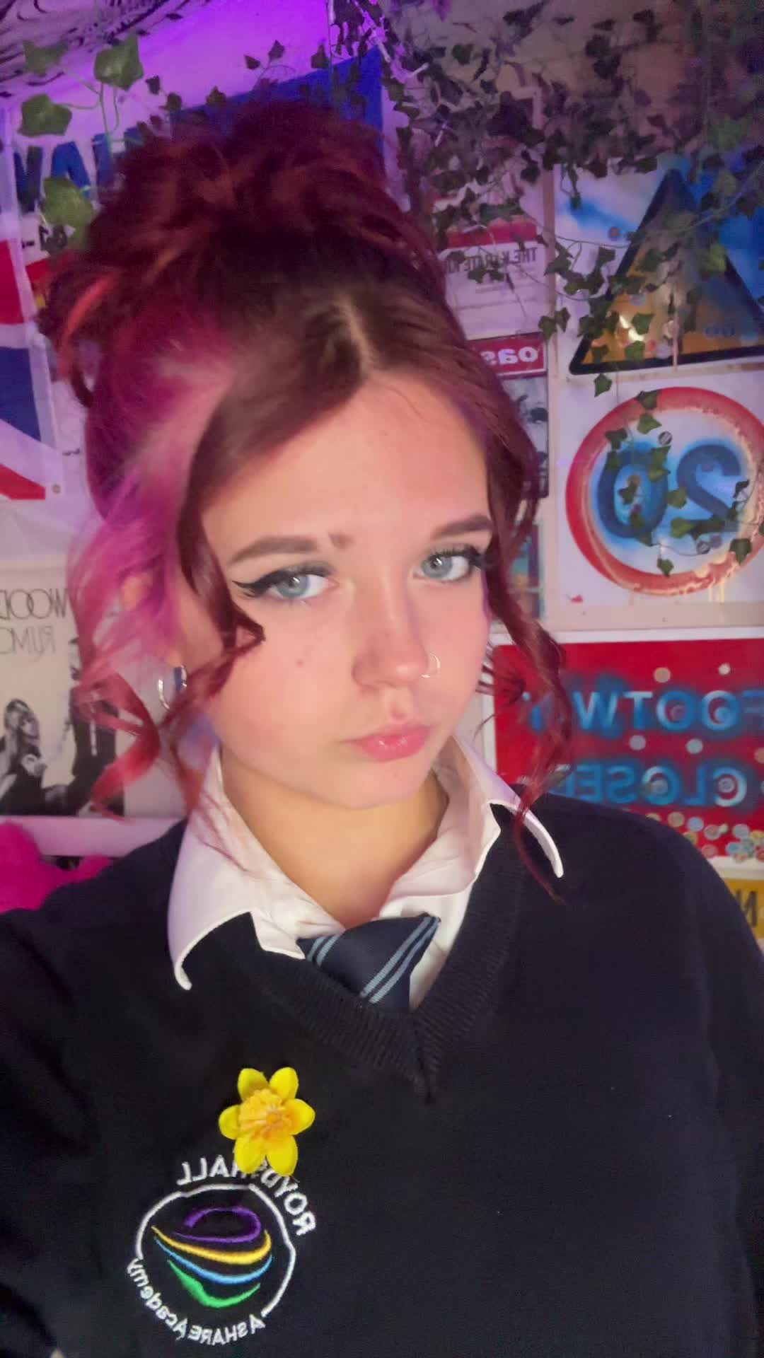 @𝓂𝒶𝒸𝓎