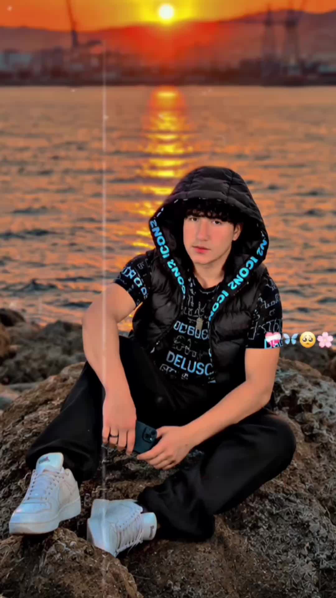 @🇦🇫𝐌𝐑🦅𝐀_𝐋𝐈🇦🇫