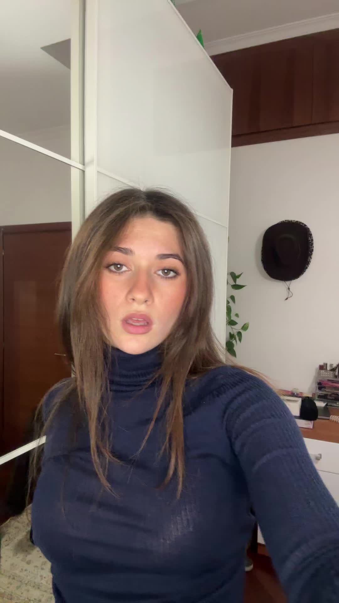 @sofialtamuraa