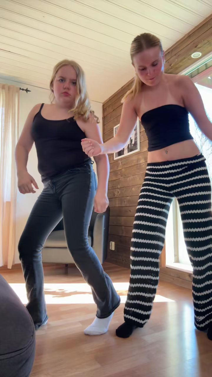 @Evelinaaa🎀