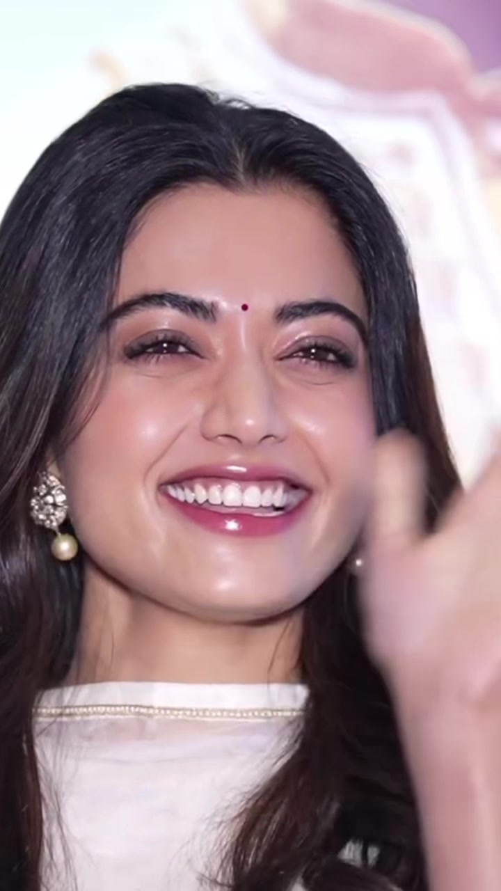 @Rashmika Mandanna💫