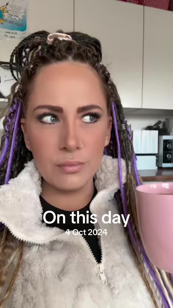 @💕LouiseBackup💕