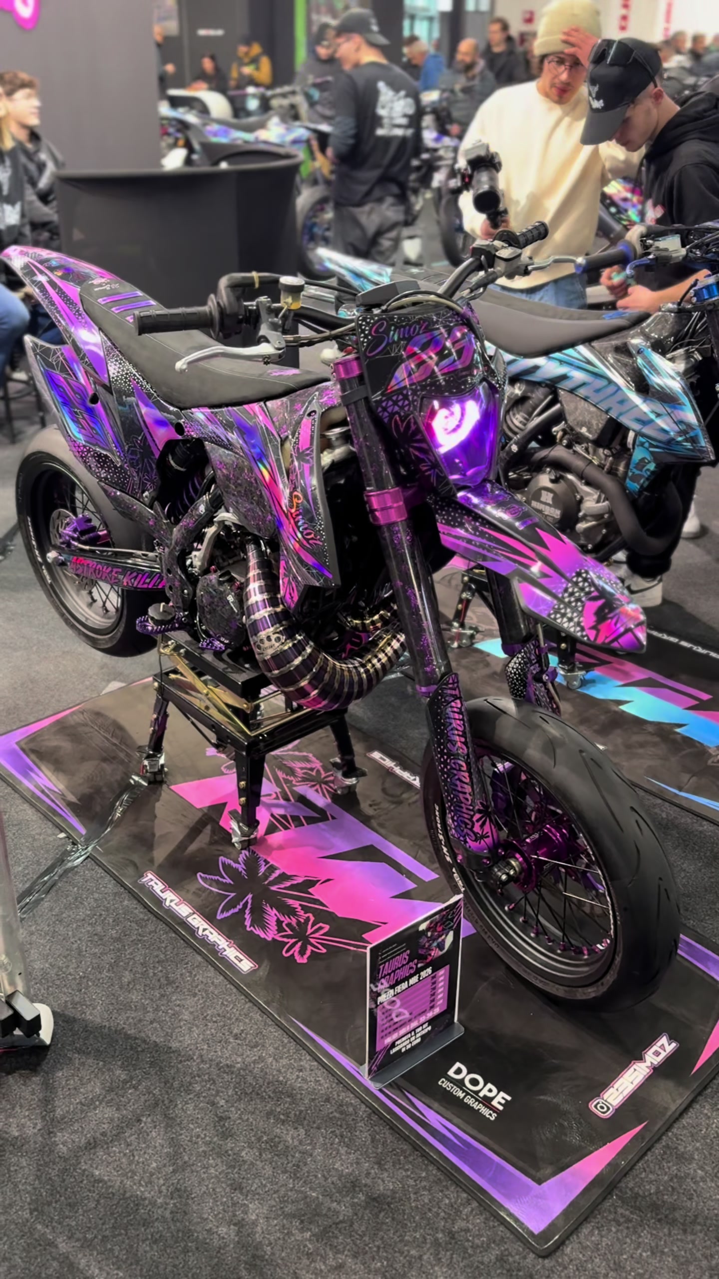 @TAURUS GRAPHICS