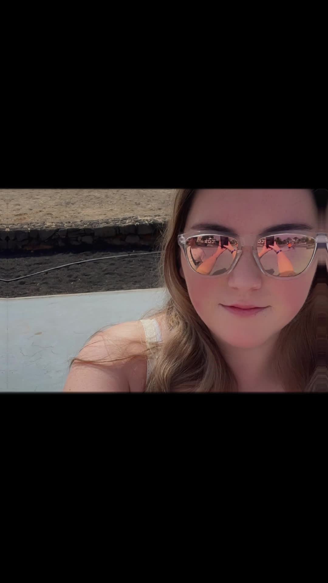 @larissalouisebishop