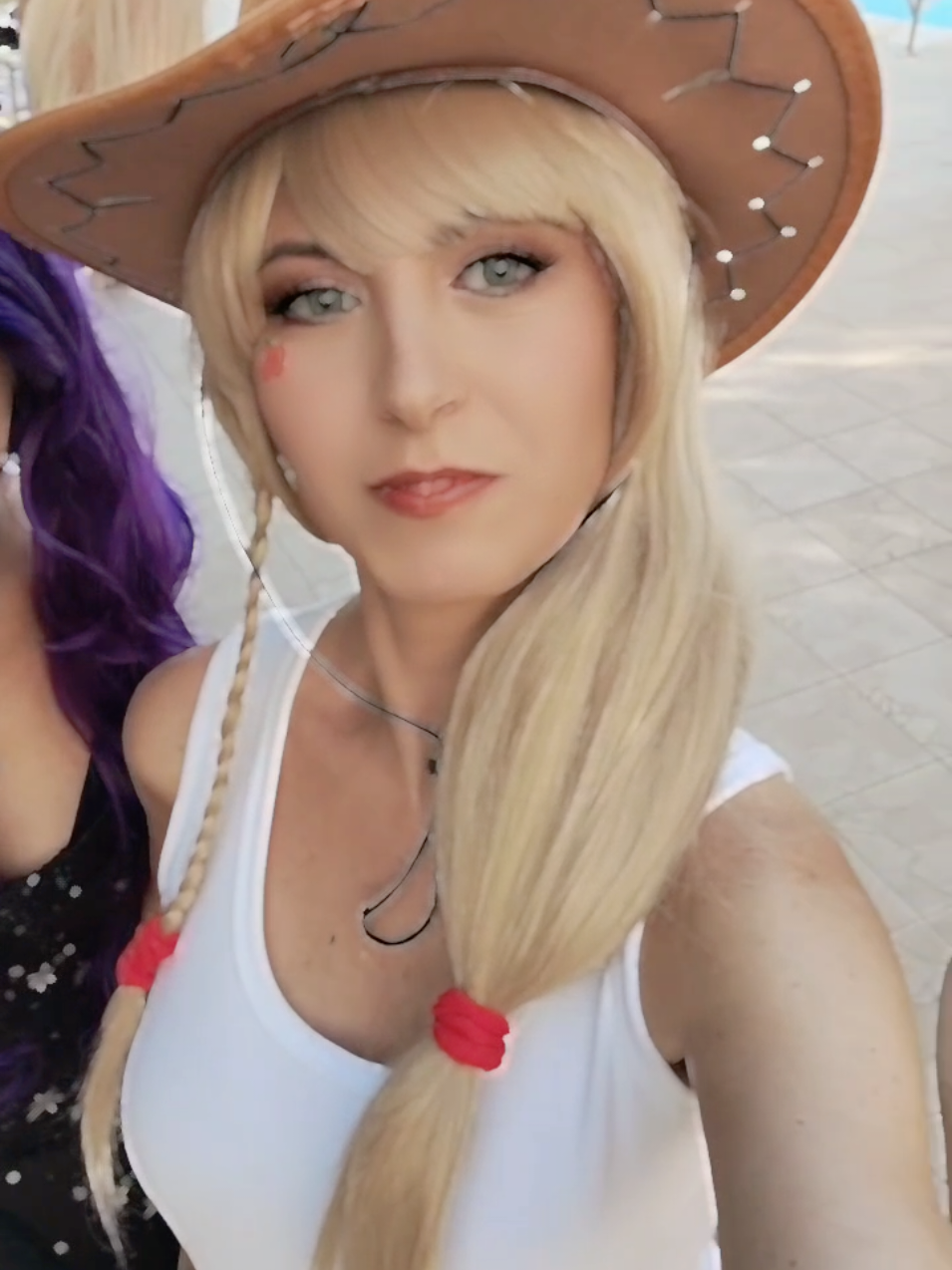 @EikōCosplay