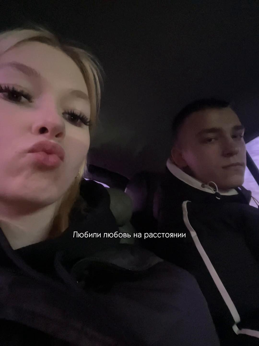 @🐰