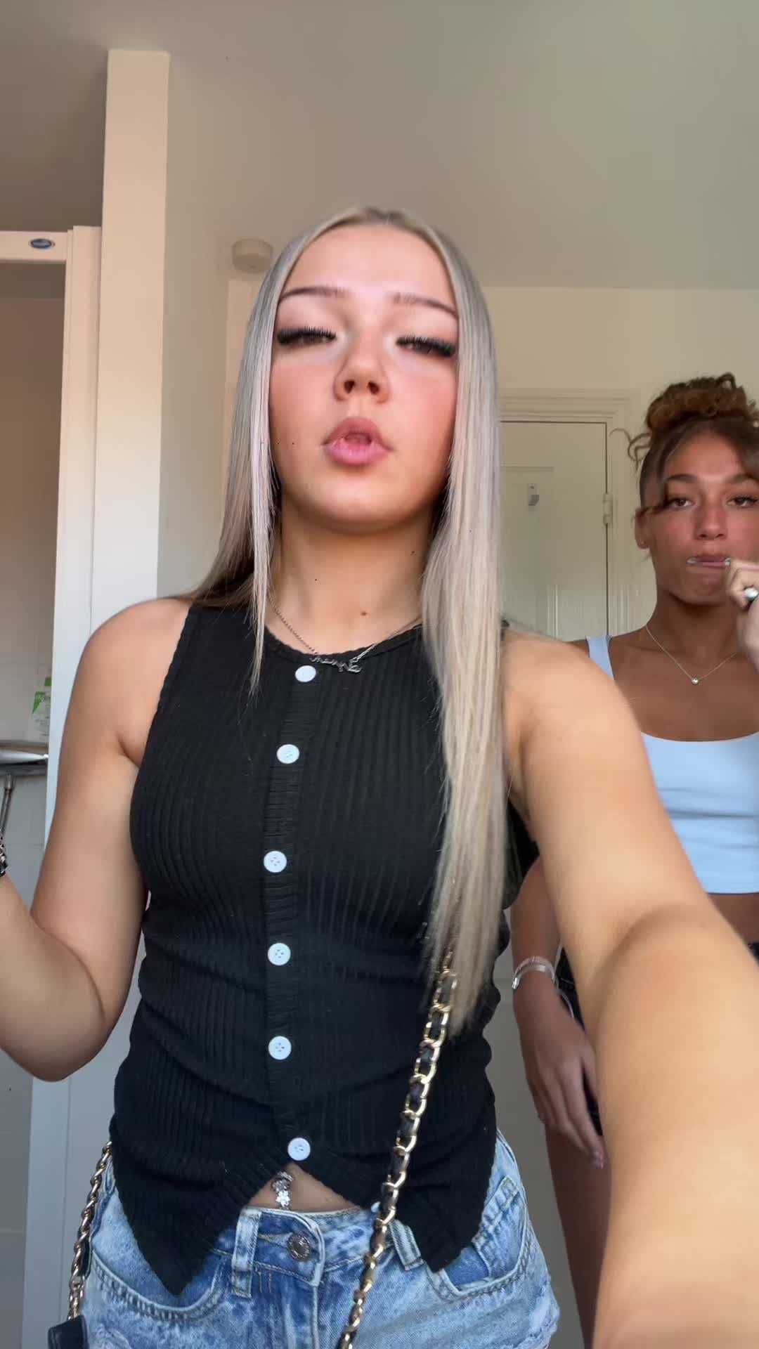 @ayvah