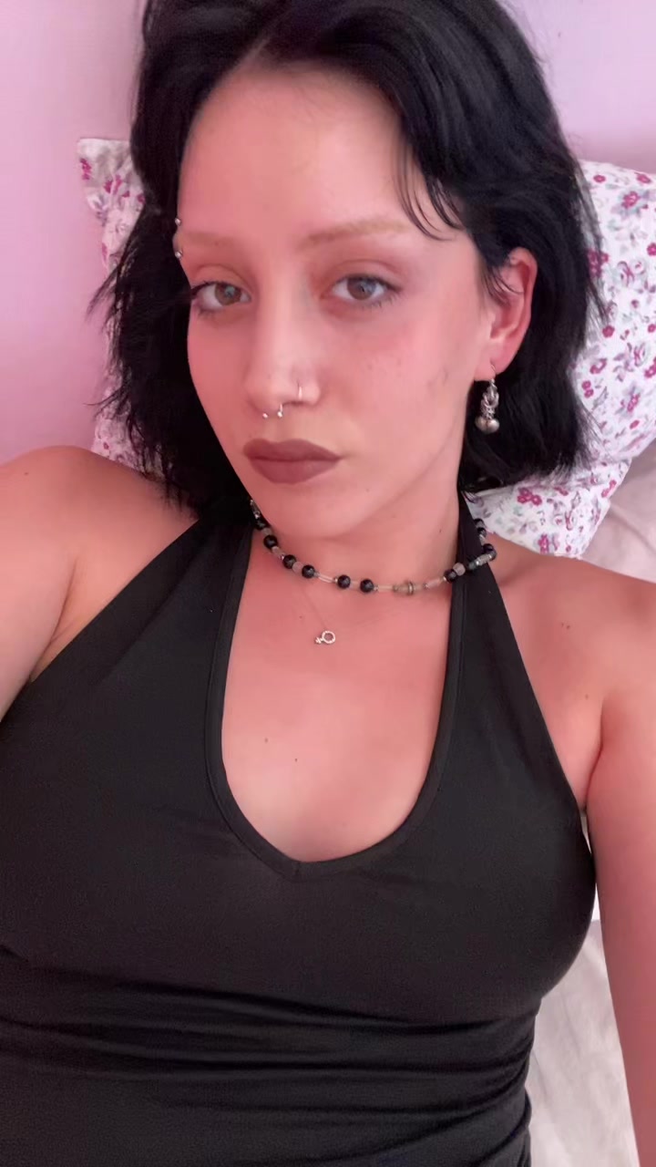 @argyrenia_