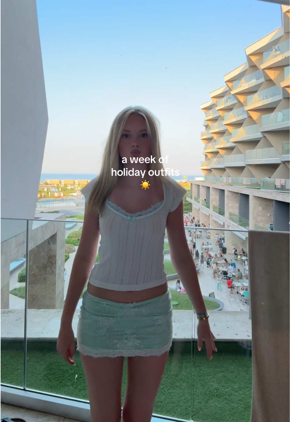 @𝙢𝙤𝙡𝙡𝙮