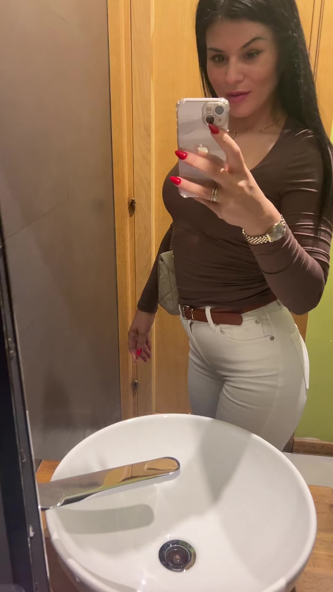 @cristina_bobeica