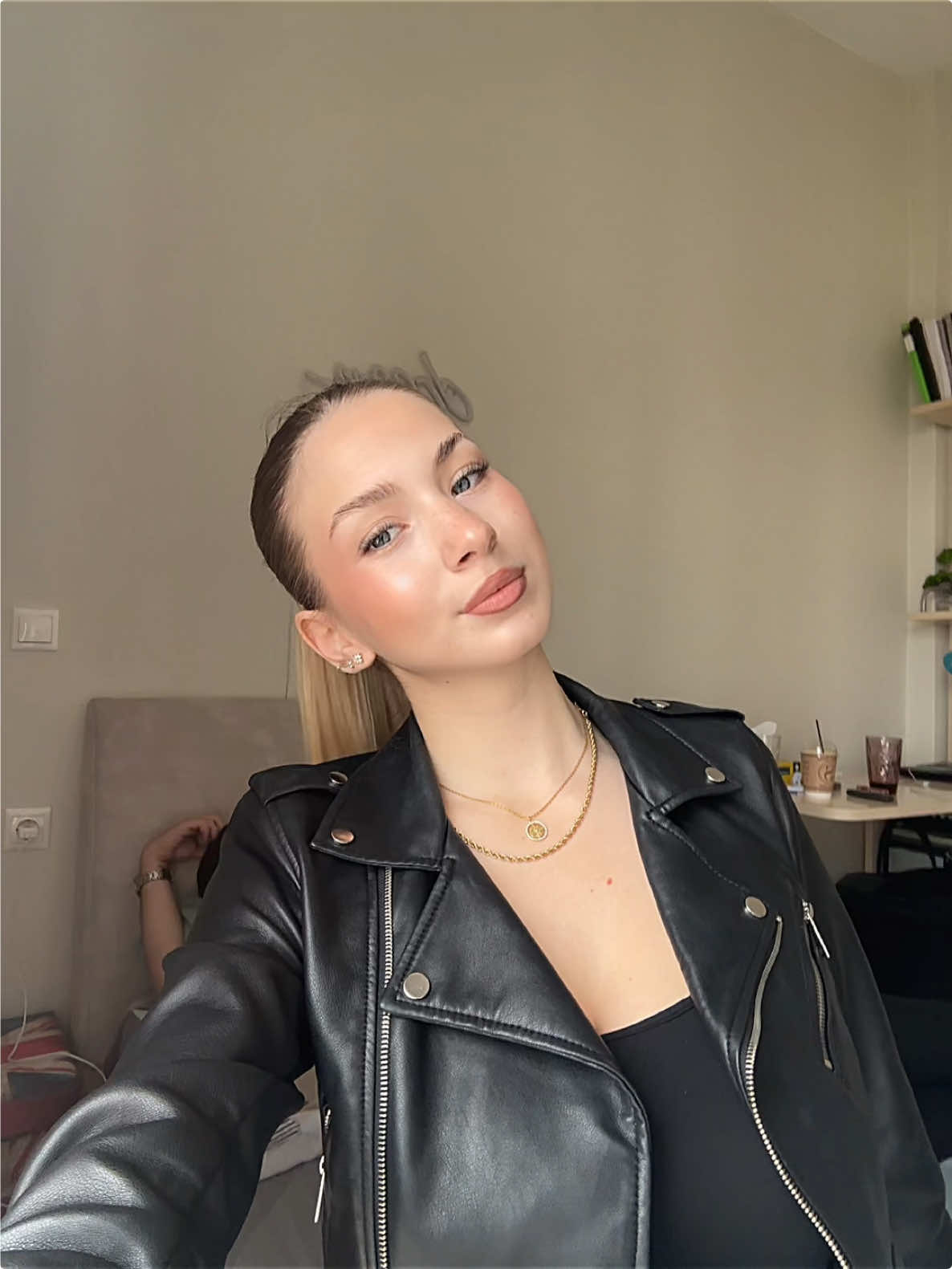 @𝐍𝐚𝐲𝐚