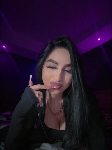 @𝐀𝐝𝐲𝐧𝐚🤍