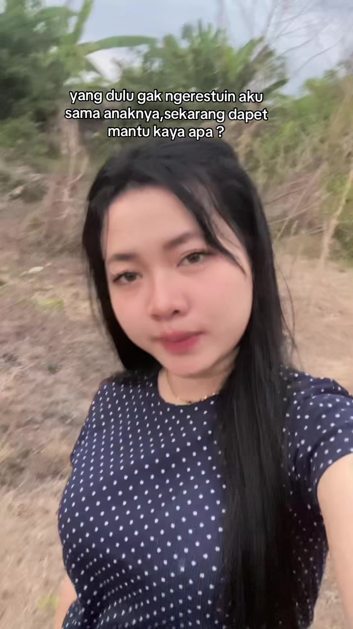 @Anisaratu👑