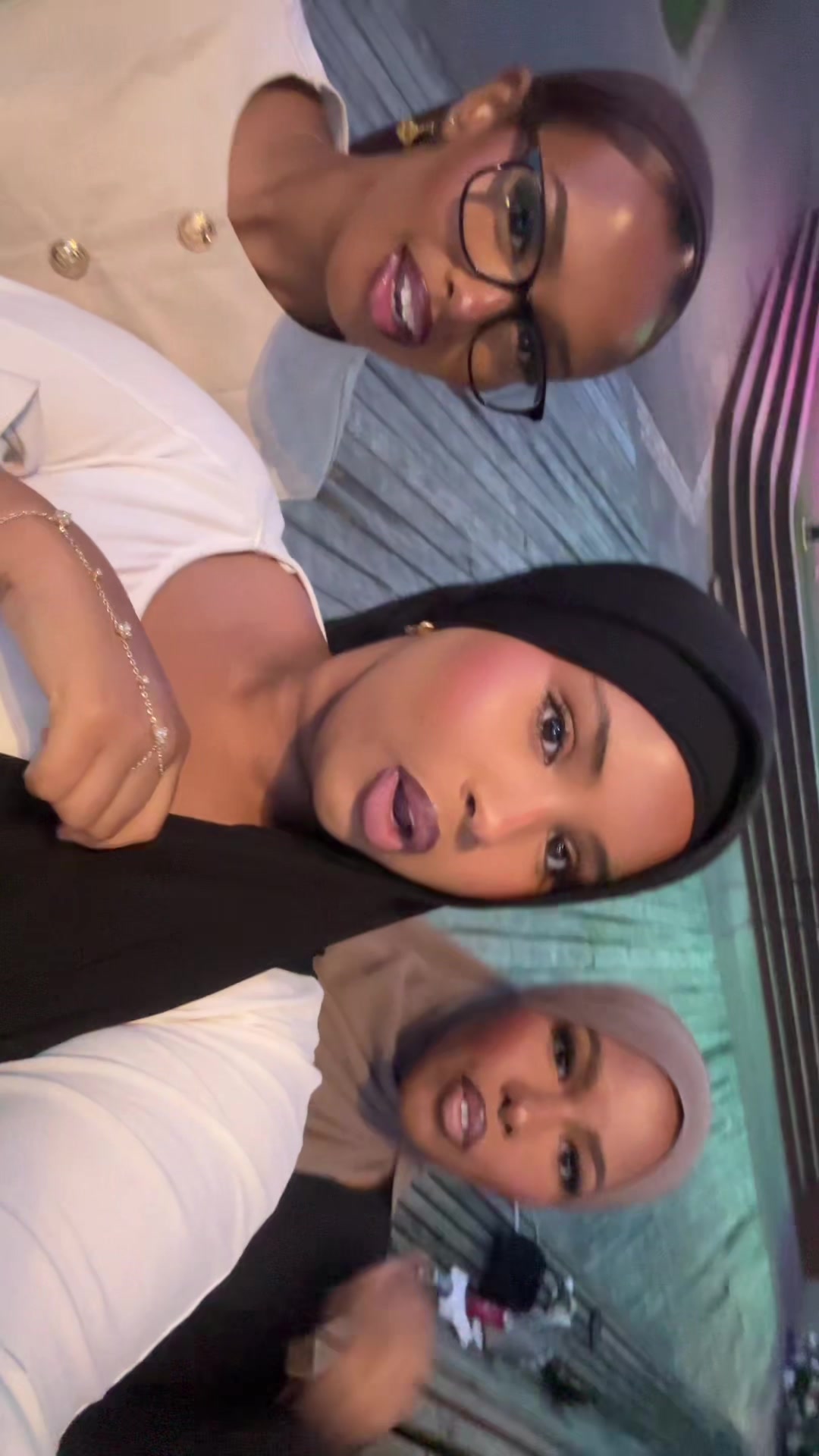 @إيكران