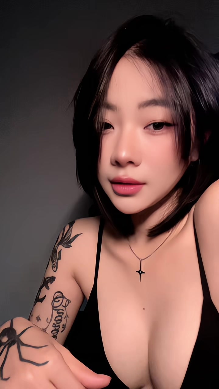 @𝓒𝓱𝓮𝓻𝓹𝓸𝓻 🍒