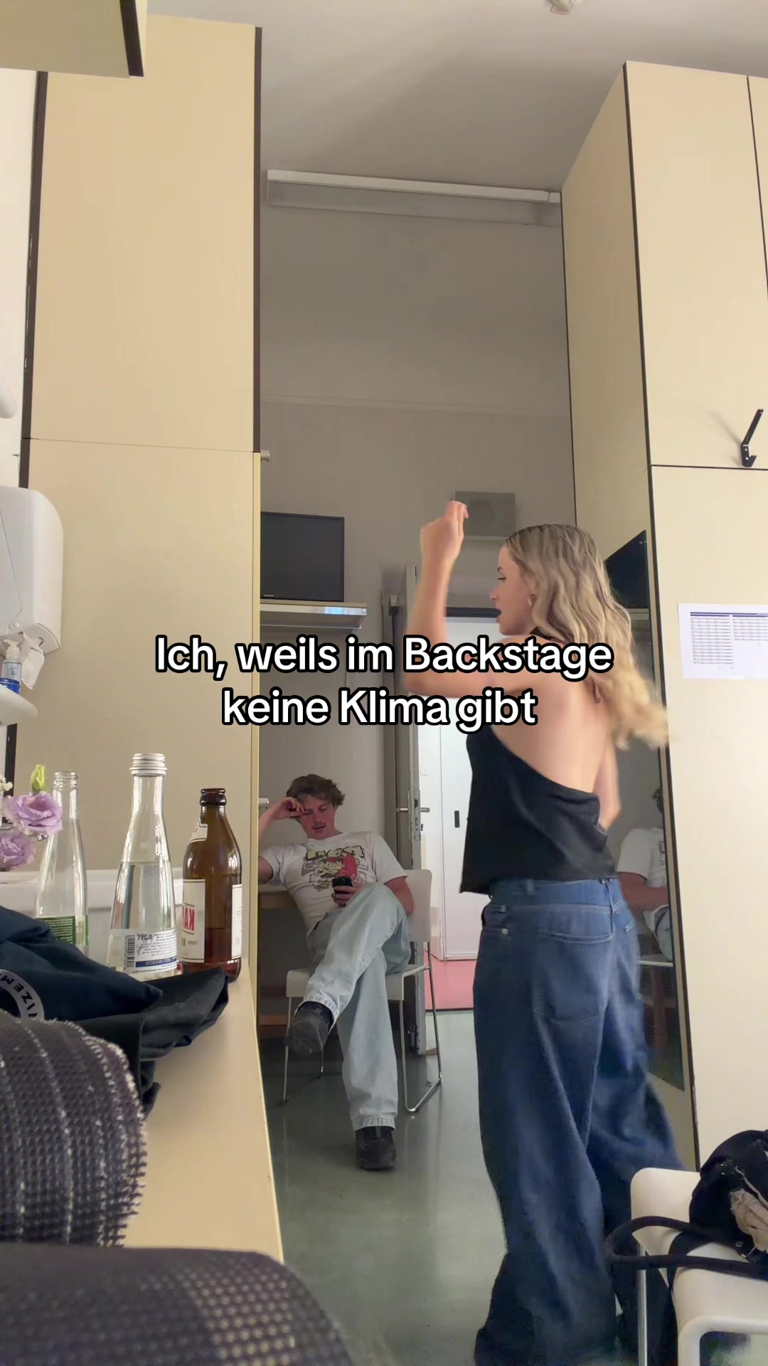 @bella