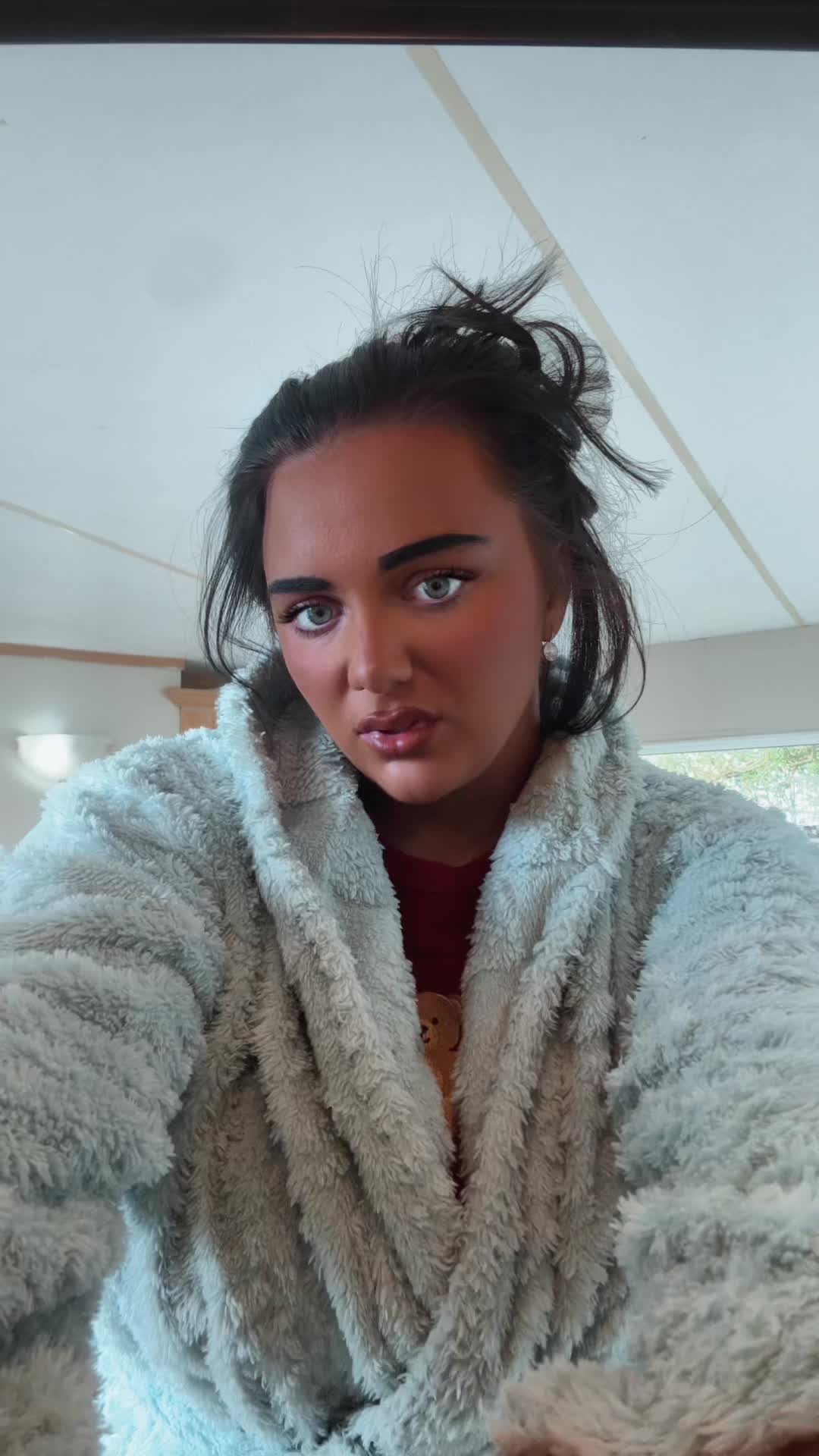 @Destinie