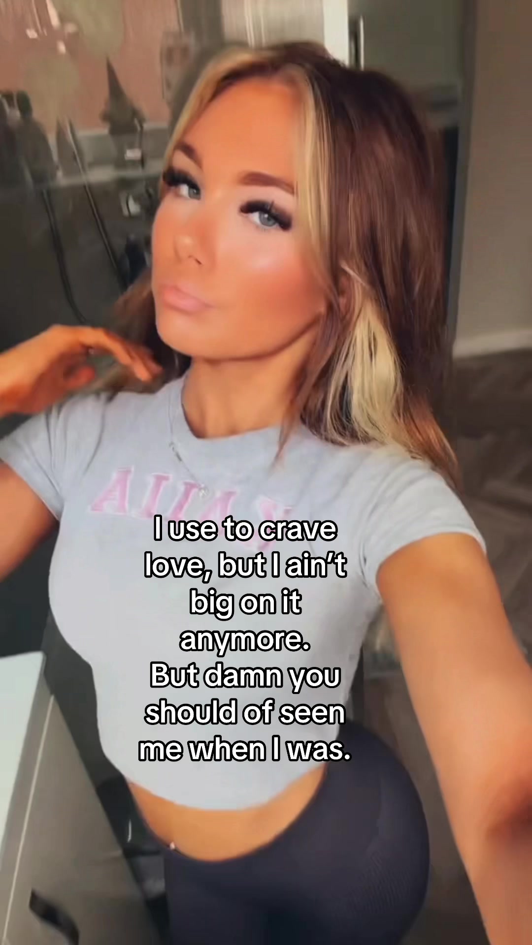 @liv holland🍒🖤