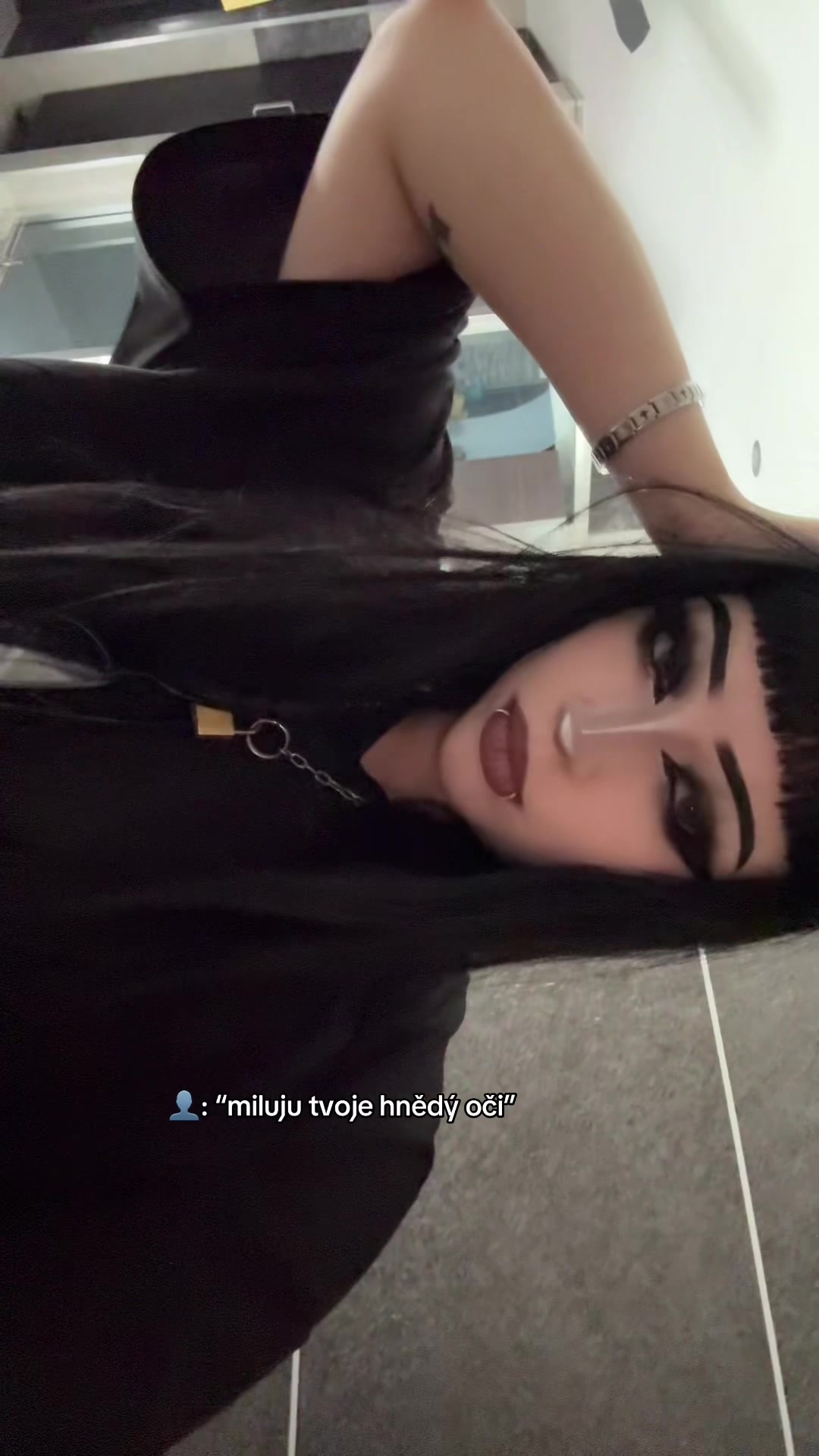 @Olmtrxsh