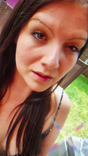 @einfachmely