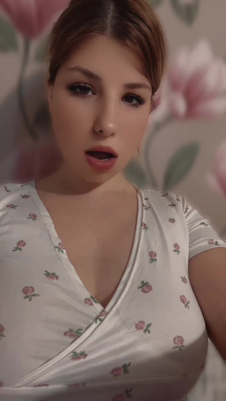 @Vikysa