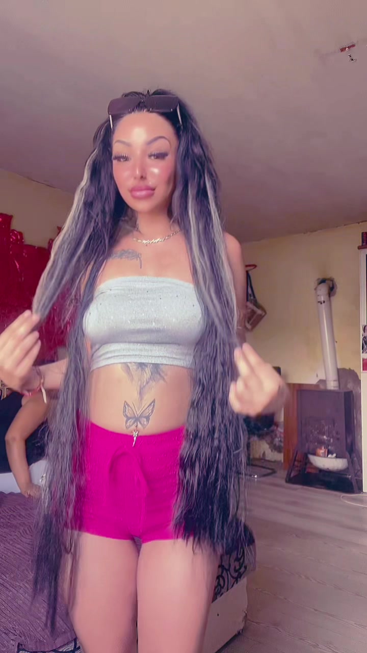 @🫦Lauraaa 🫦