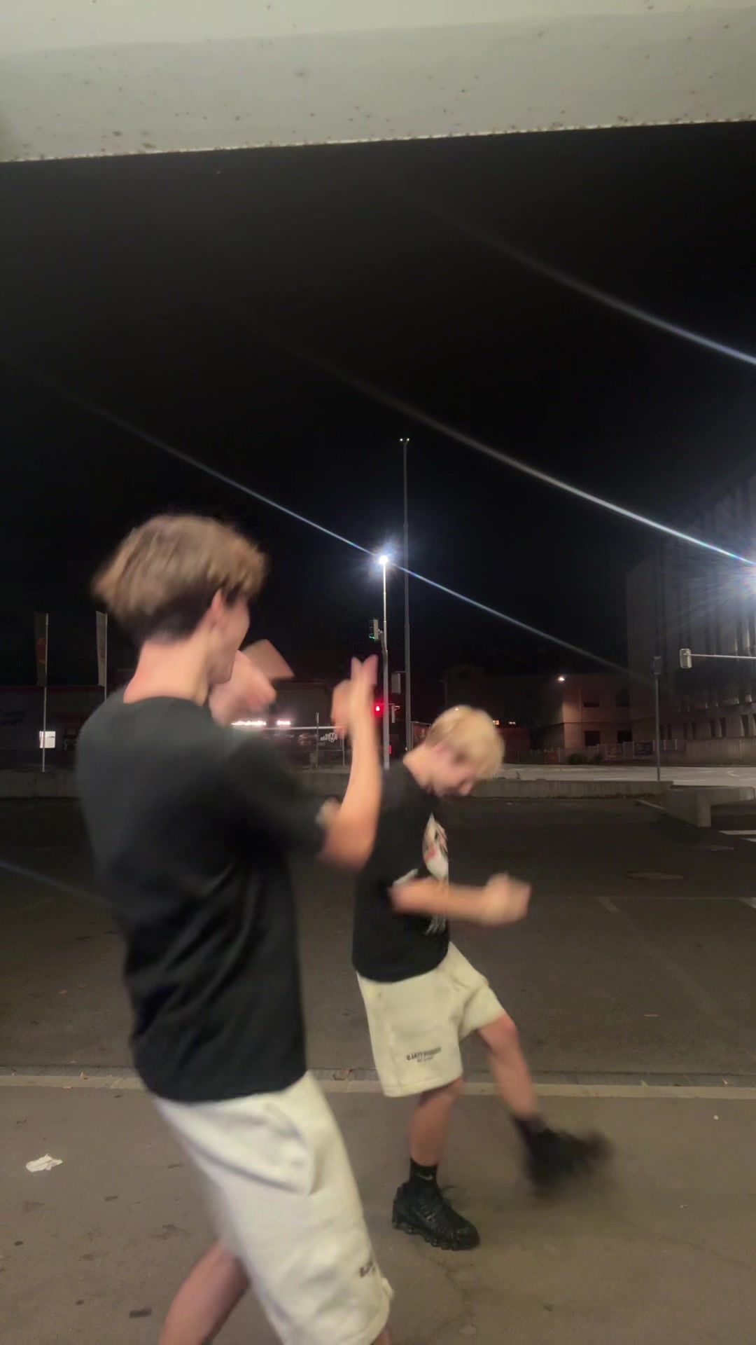@𝐣𝐮𝐬𝐭𝐢𝐧𝐱𝐞𝐥𝐢𝐚𝐬