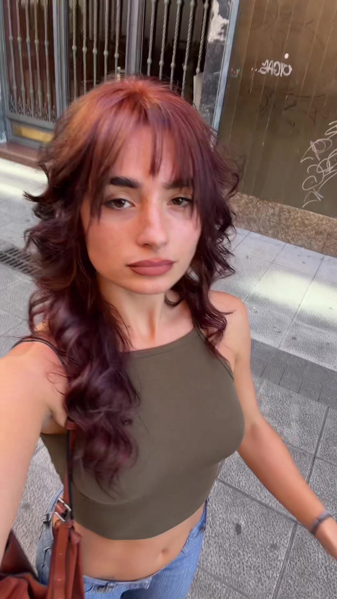 @￼