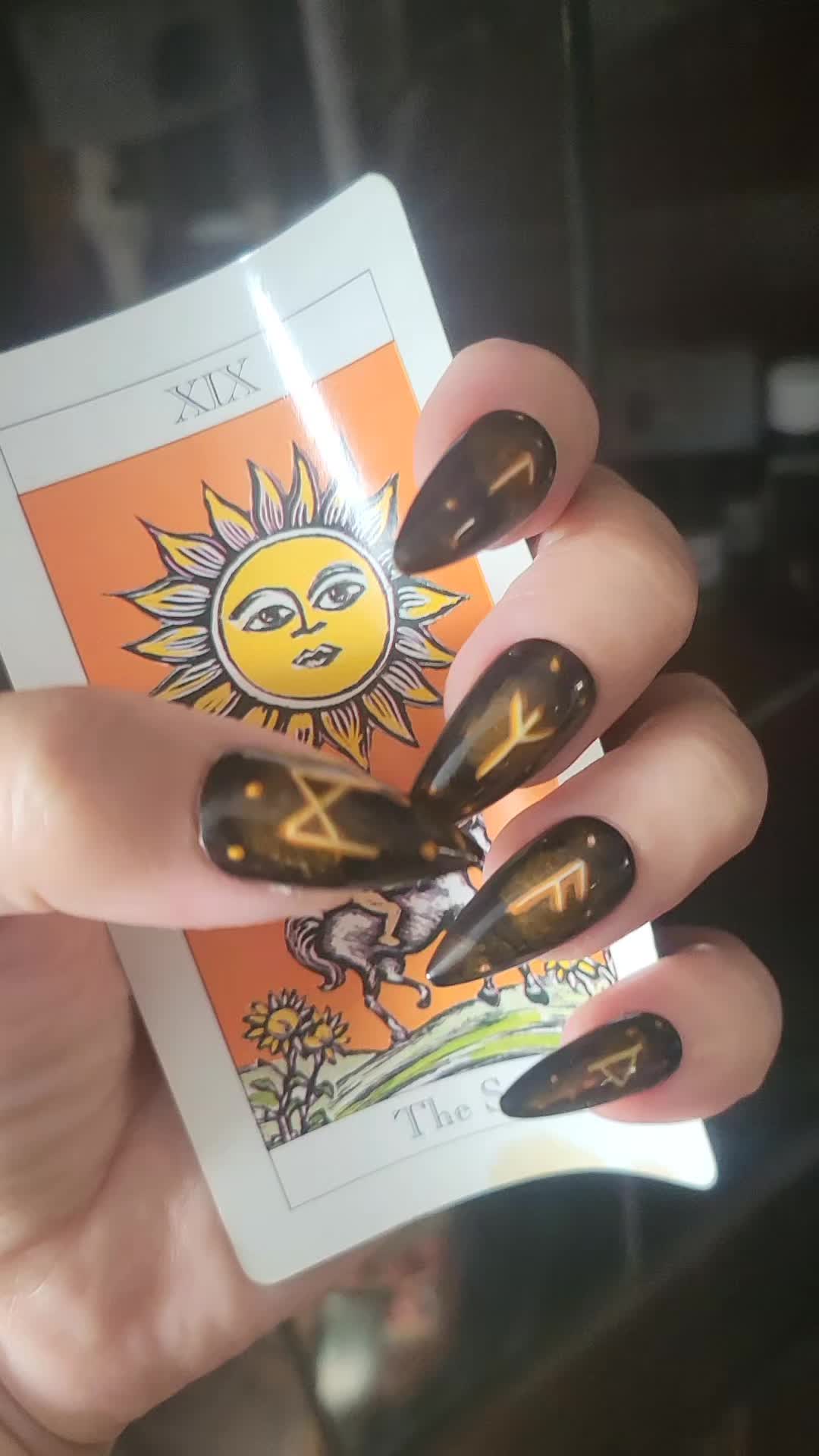 @StewieTheNailGirl